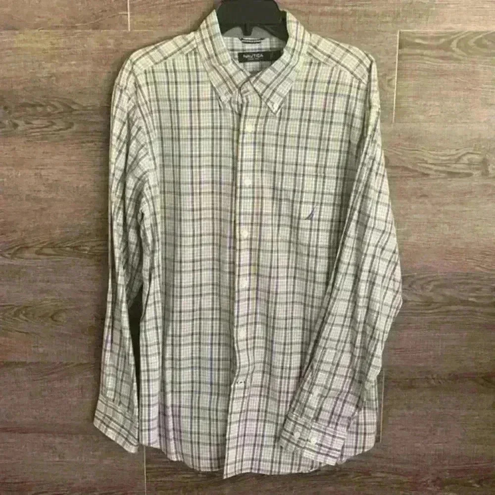 Nautica Shirt EUC‎ 0006